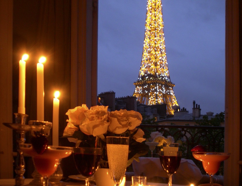 40 Ideas For Unforgettable Romantic Surprise That You Can do