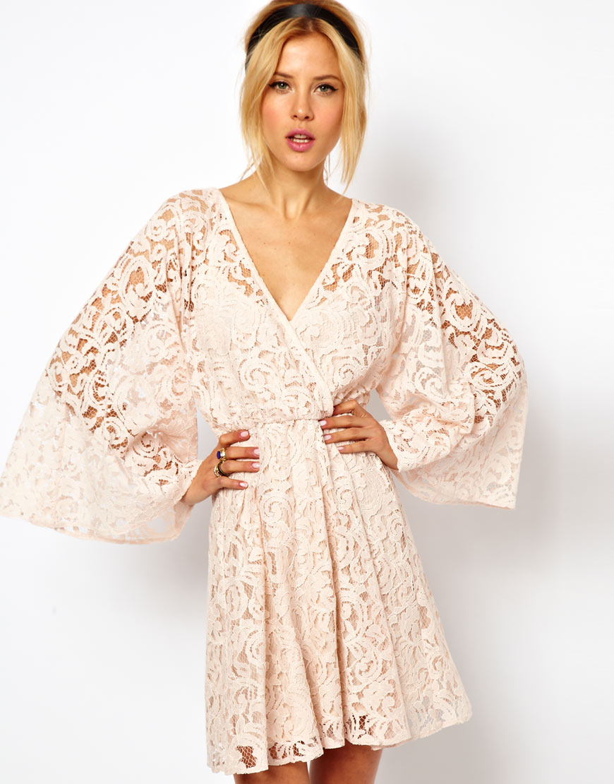 26 Incredible Short Lace Dresses For Your Date 26 Incredible Short Lace Dresses For Your Date