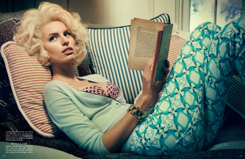 vogue-germany-karolina-6