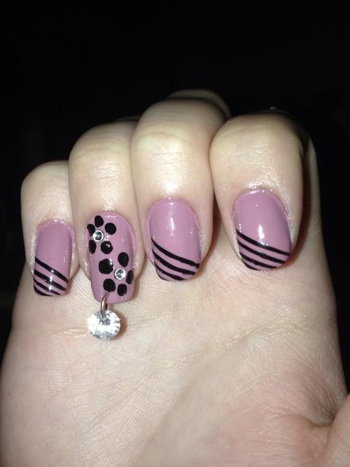 New Trend: Pierced Nails New Trend: Pierced Nails