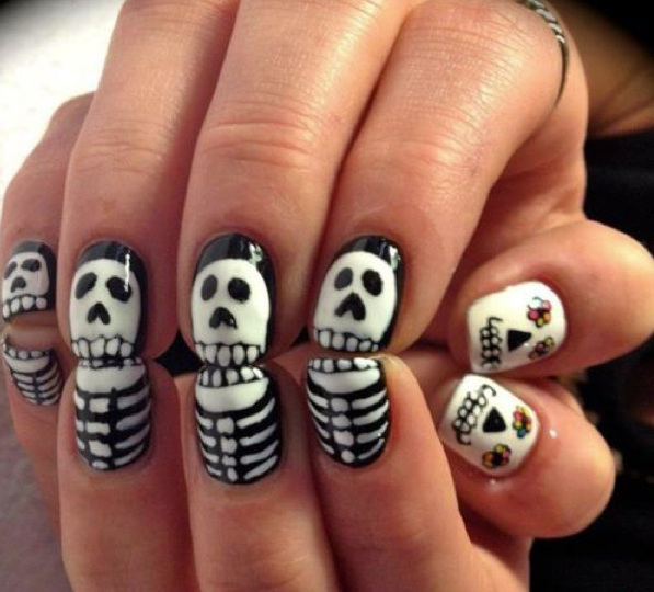 38 Inspirational Halloween Nails 