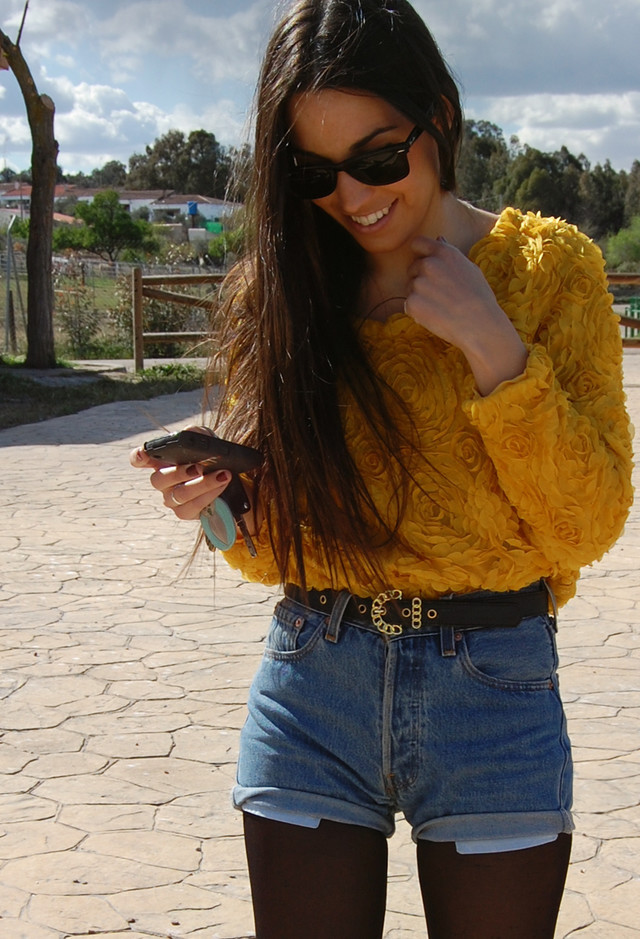 Its Fall But Wear Your Shorts In All Seasons! Its Fall But Wear Your Shorts In All Seasons!