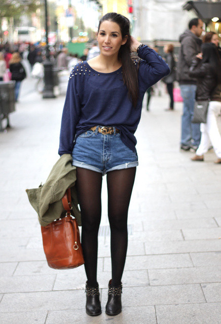 Its Fall But Wear Your Shorts In All Seasons! Its Fall But Wear Your Shorts In All Seasons!