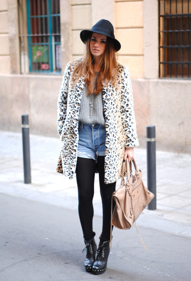 Its Fall But Wear Your Shorts In All Seasons! Its Fall But Wear Your Shorts In All Seasons!