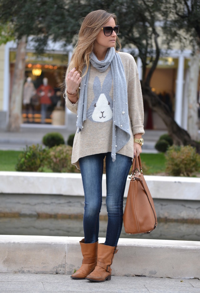 Feel The Magic Of The Over Sized Sweater Feel The Magic Of The Over Sized Sweater