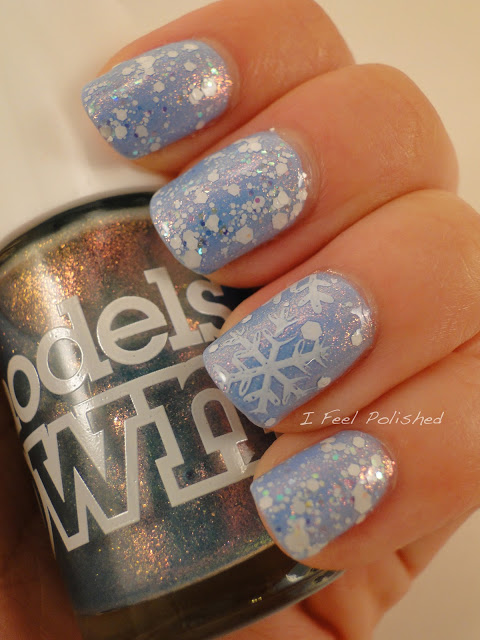 Snowflake-Nails.jpg