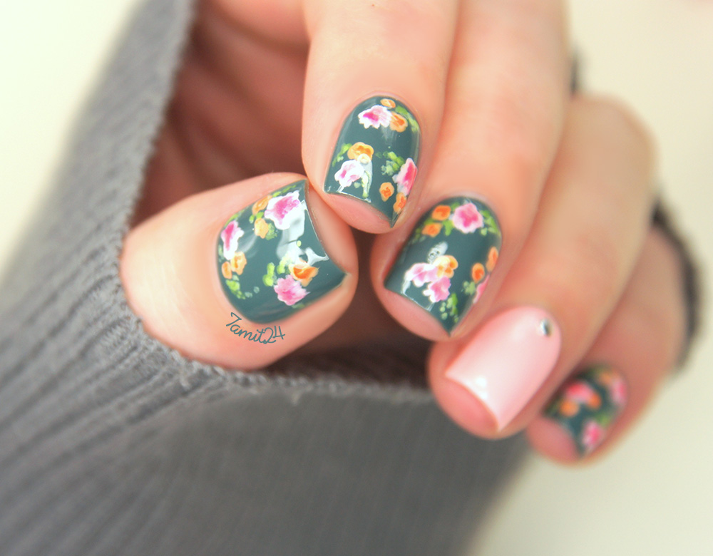 1. Vintage Floral Nail Art - wide 10