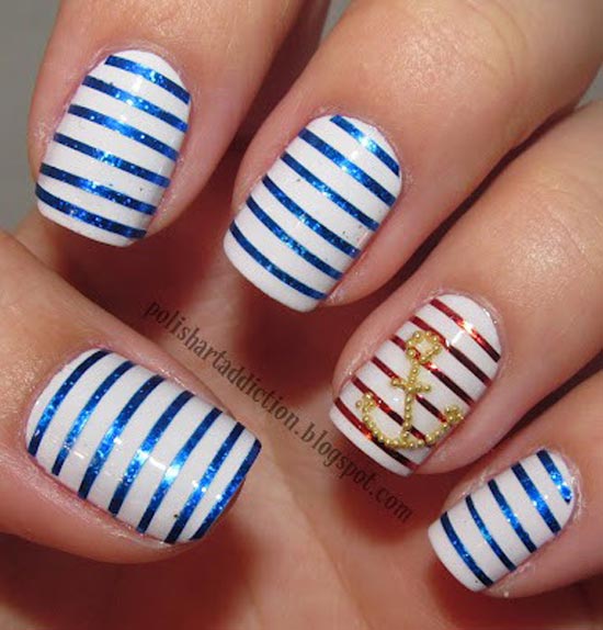 navy-striped-nails.jpg