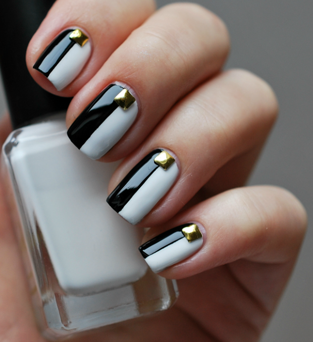 http://www.fashiondivadesign.com/wp-content/uploads/2014/07/nails-black-and-white-2.png
