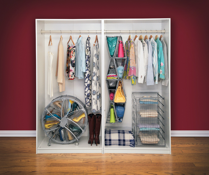 How to Organise Purses in a Closet