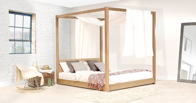 Low-Four-Poster-Wooden-Bed-Frame-Oak-Hardwood-by-Get-Laid-Beds-698x366