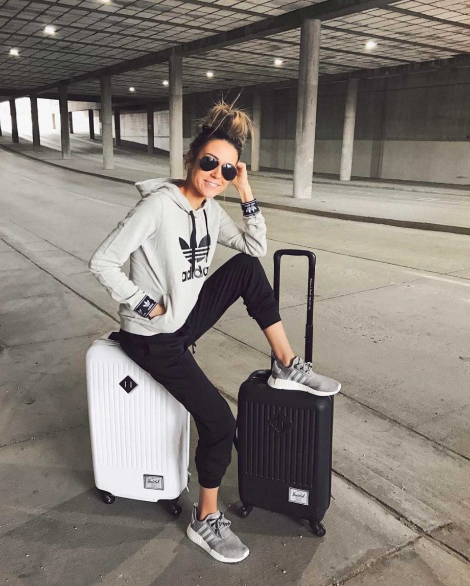 Summer Travel Outfit Ideas For Your Next Adventure