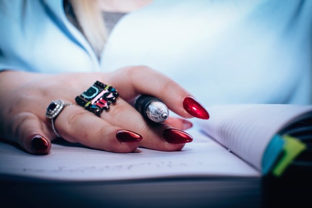 Ask Writing Expert to Do Homework and Leave Time for Nail Care﻿