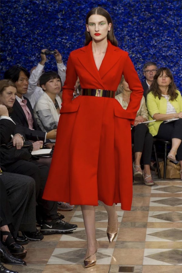 Paris-Haute-Couture-Dior-Autumn-Winter-2012-2013-Collection-10-600x899