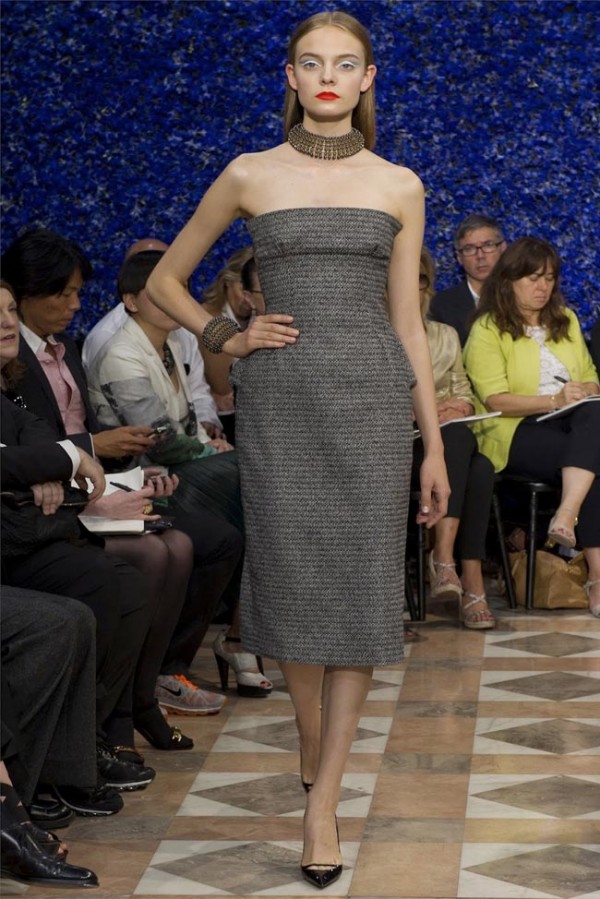 Paris-Haute-Couture-Dior-Autumn-Winter-2012-2013-Collection-35-600x899