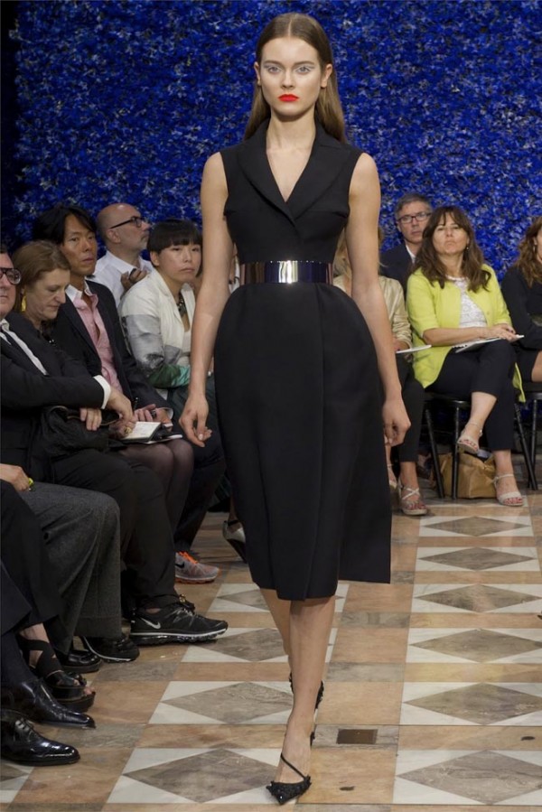 Paris-Haute-Couture-Dior-Autumn-Winter-2012-2013-Collection-4-600x899