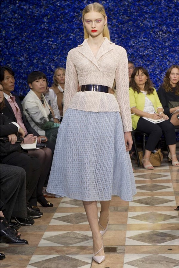 Paris-Haute-Couture-Dior-Autumn-Winter-2012-2013-Collection-41-600x899