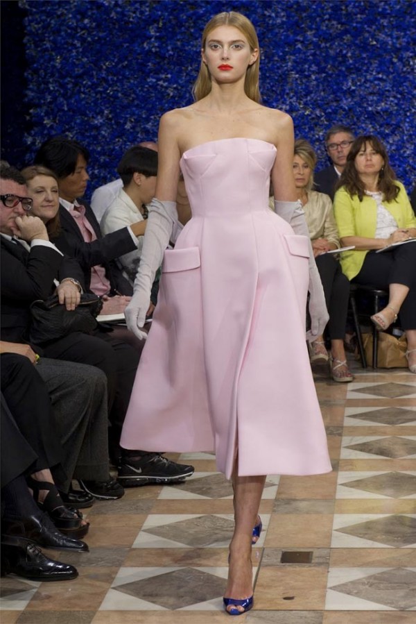 Paris-Haute-Couture-Dior-Autumn-Winter-2012-2013-Collection-9-600x899