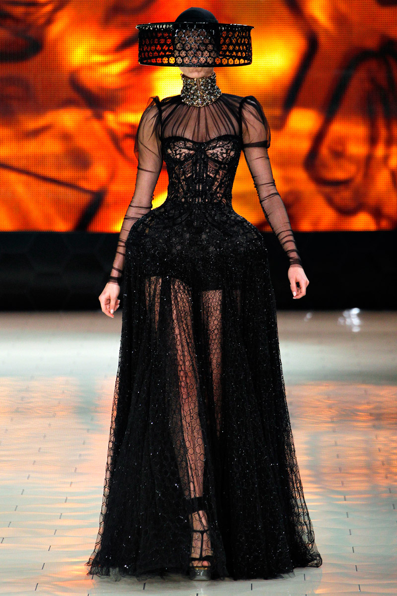 alexander-mcqueen-rtw-ss2013-runway-27_193620690069