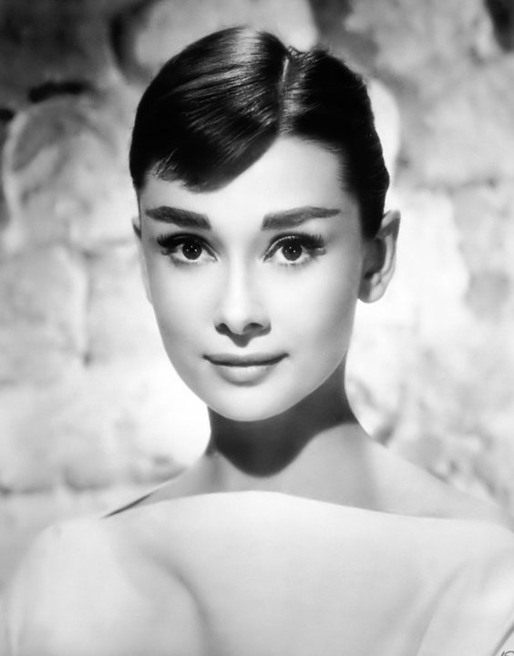 AUDREY HEPBURN (1)