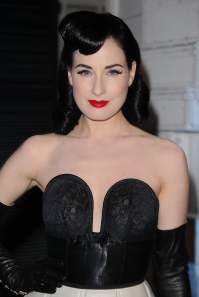 Dita Von Teese (13)