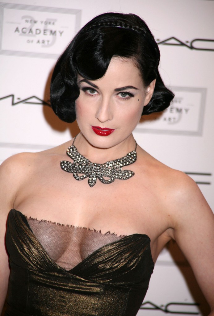 Dita Von Teese (2)