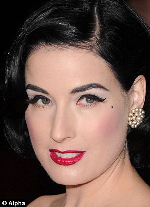 Dita Von Teese (29)