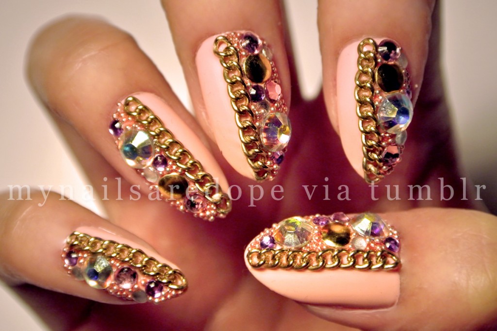 nails with gold (25)