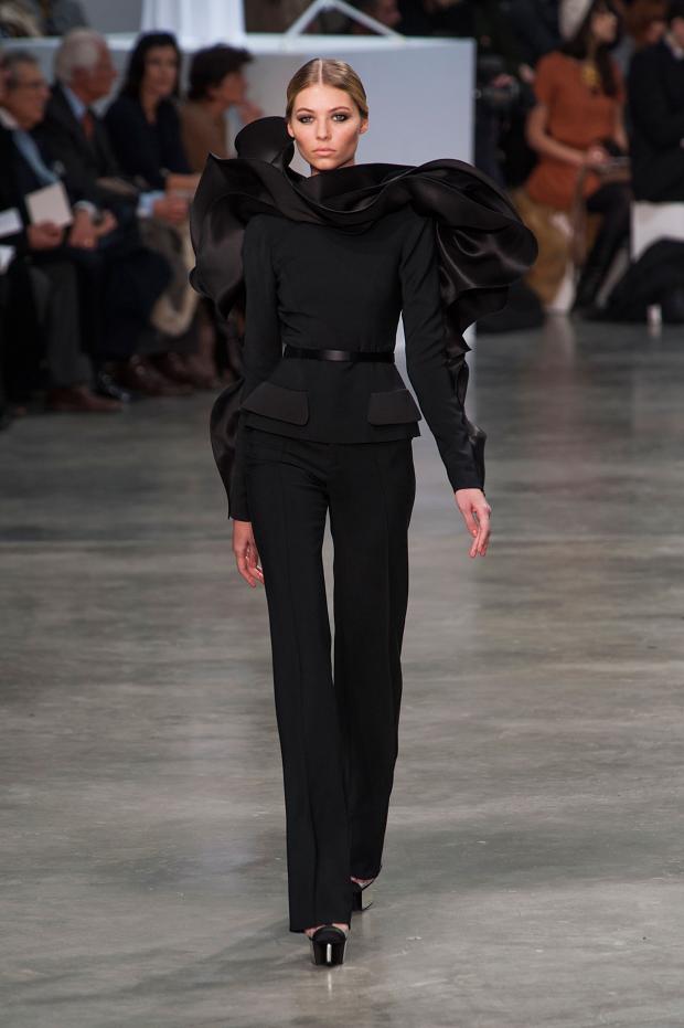 stephane-rolland-haute-couture-spring-2013-pfw24