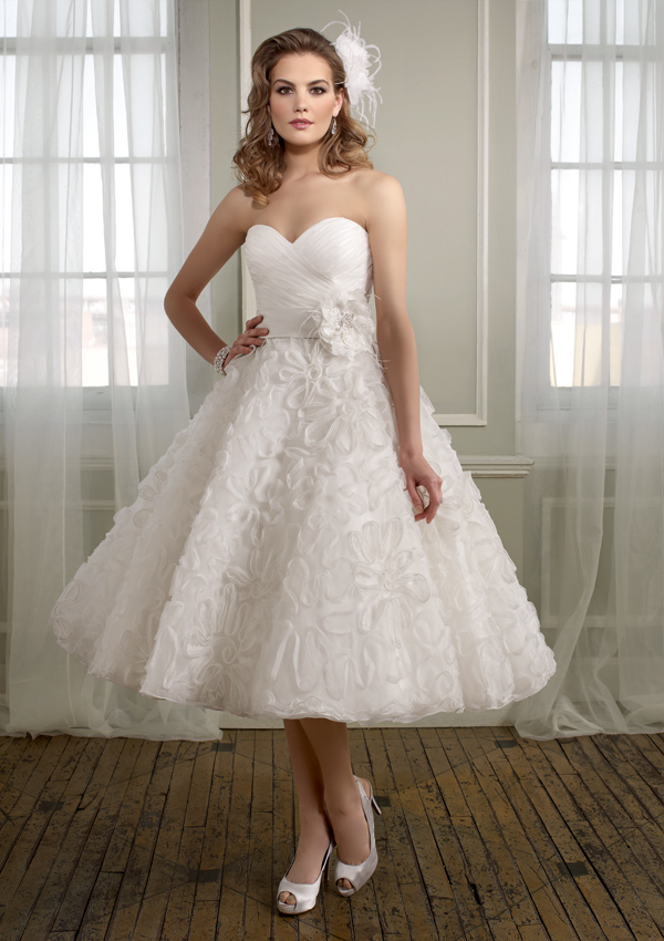 Amazing Short Wedding Dresses (4)