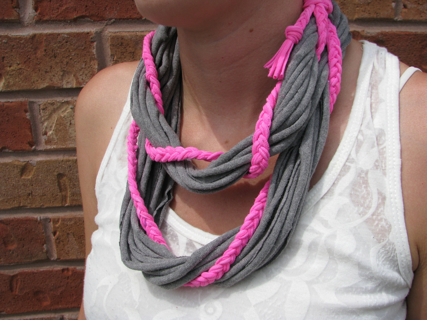 22 DIY Scarves To Look Fashionable On Your Spring Walk