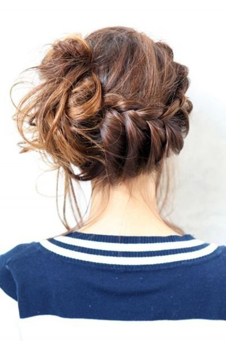 17 HAIR BUN MODELS IDEAS