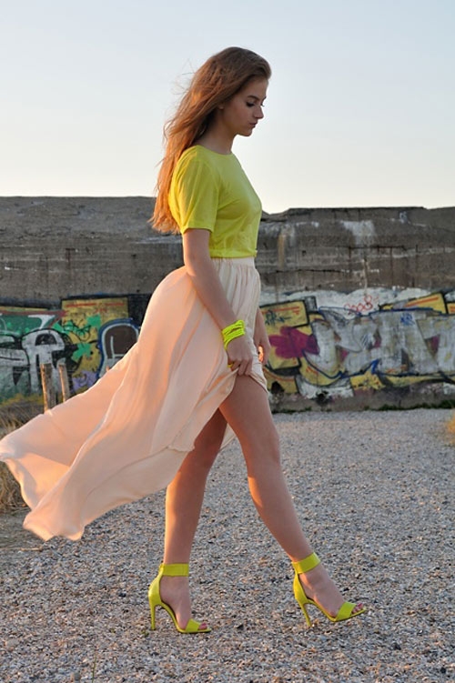 Neon store color heels