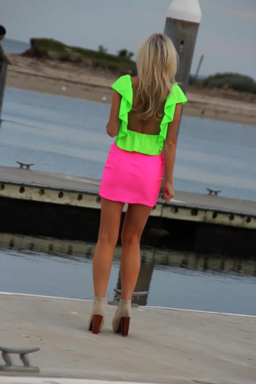 Neon Is An Attractive Color And This Season (5)