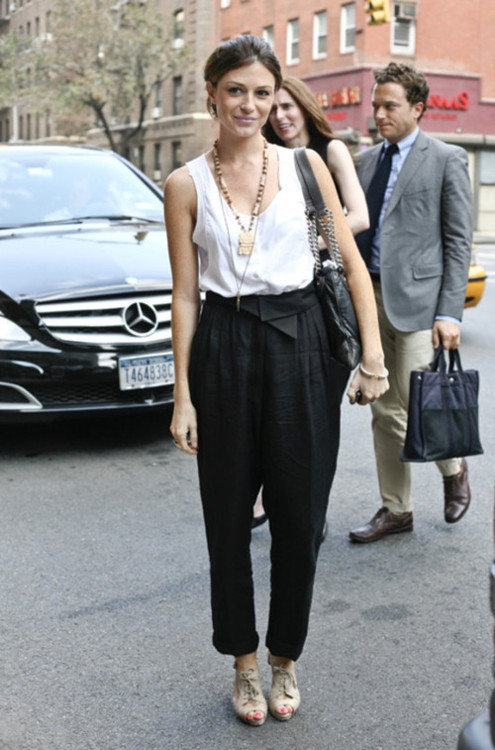 Street Style Black And White (24)