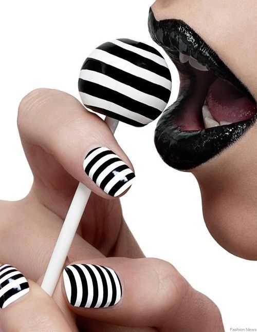 26 Black And White Manicure Ideas