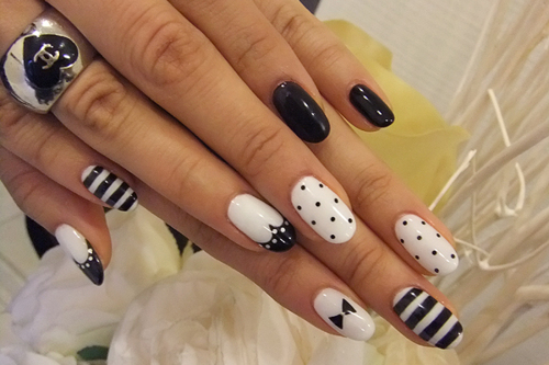 Black And White Manicure Ideas