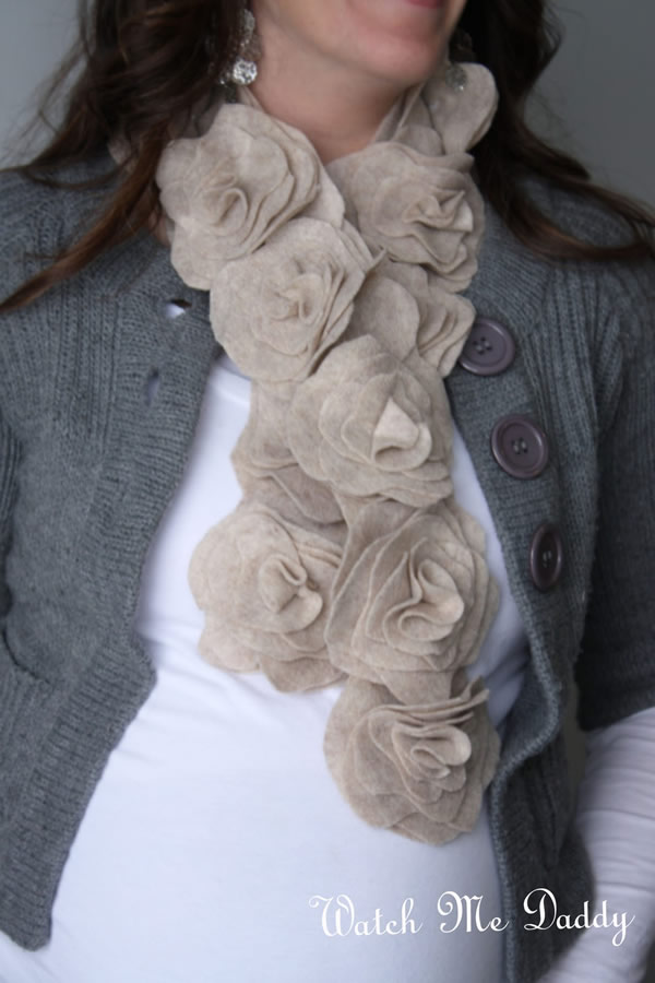 DIY Felt Flower Scarf 