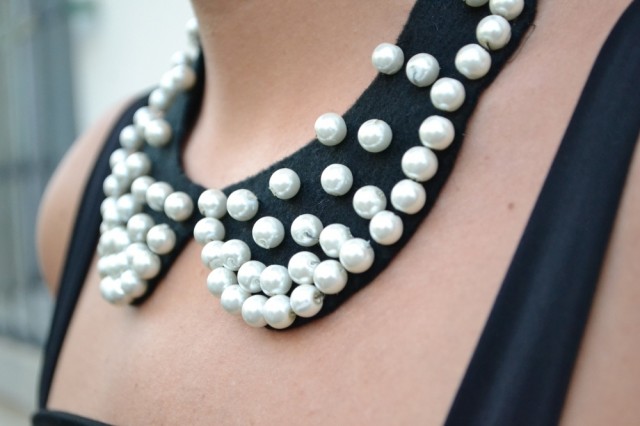 DIY- pearls collar