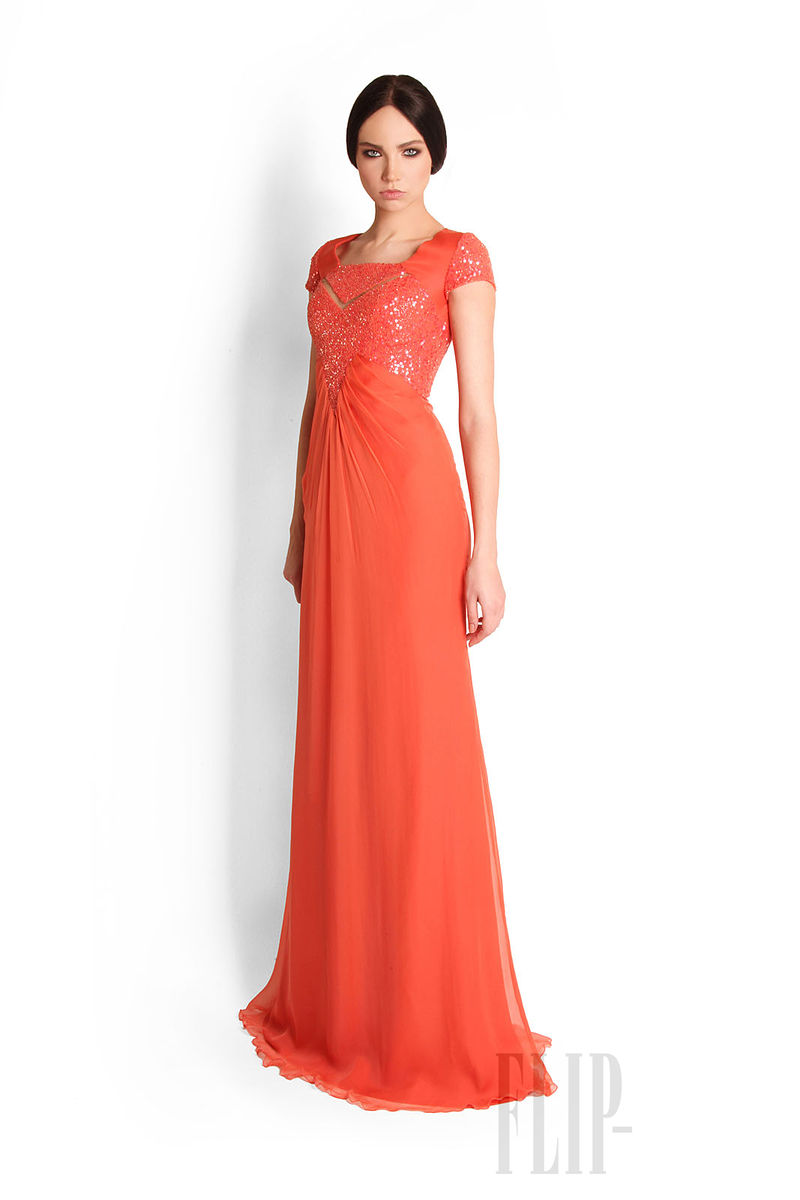 35 Stunning Evening Glamorous Gowns