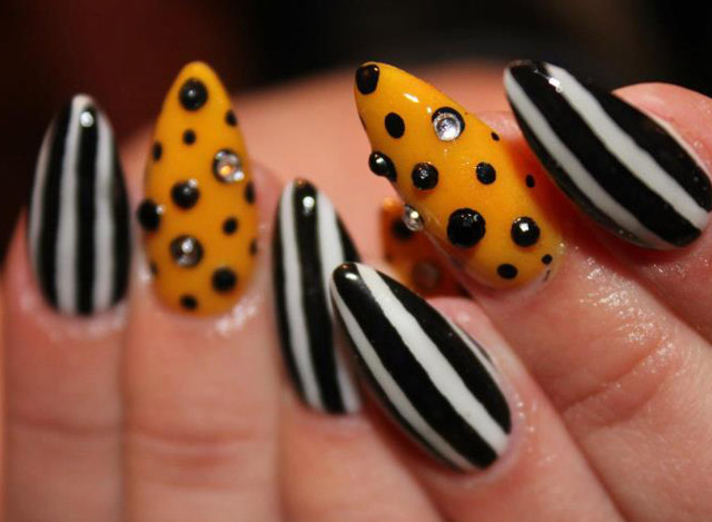 36 Beautiful And Modern Nails With Bombastic Designs