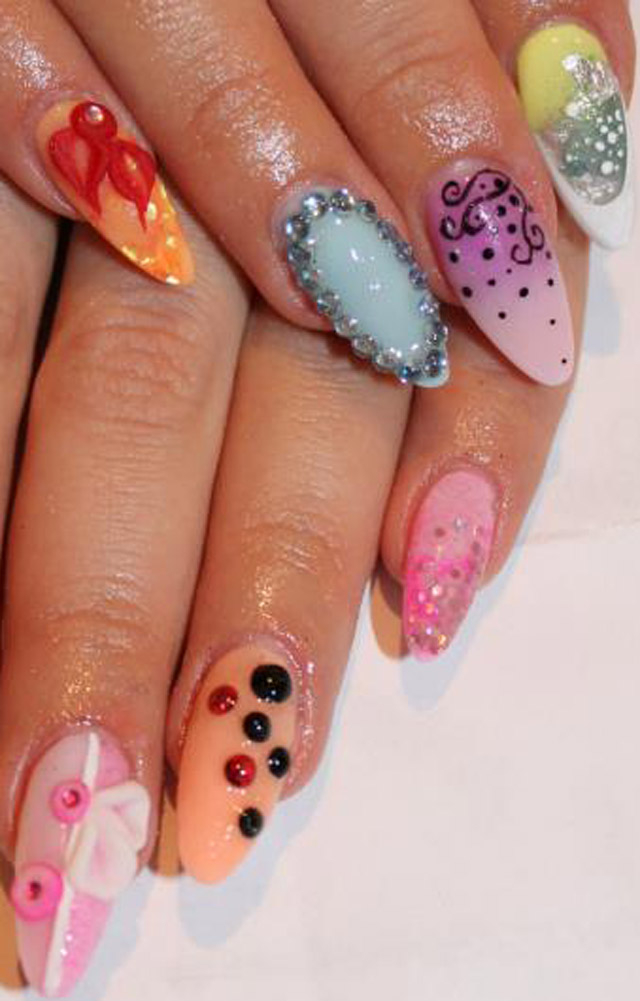 Nails (8)