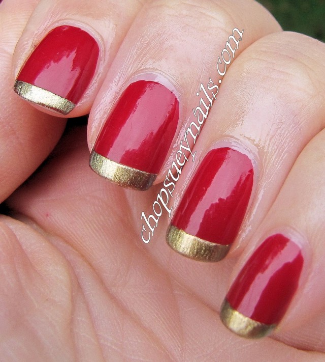 Nails With Golden Designs (10)