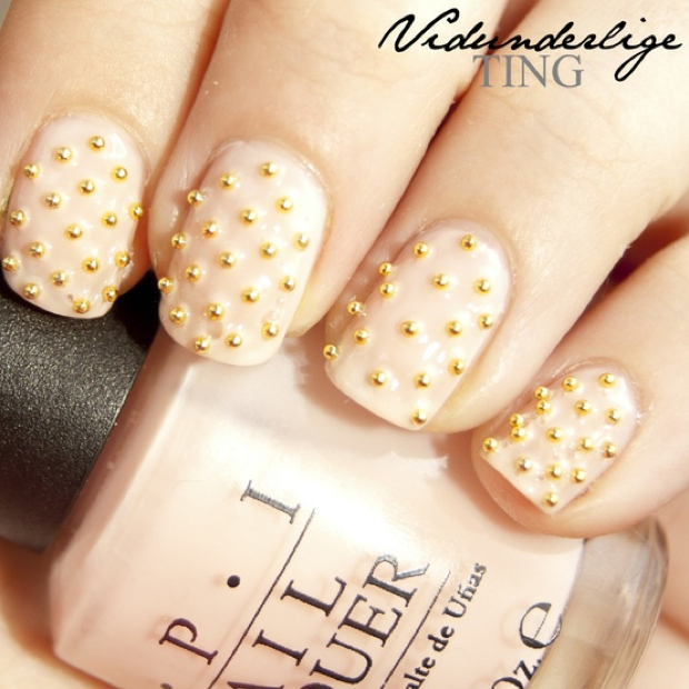 Nails With Golden Designs (28)