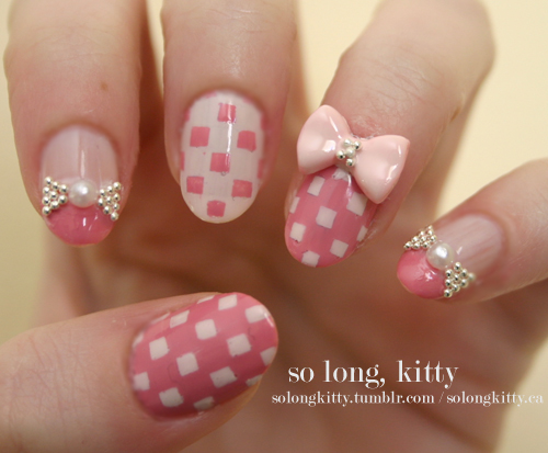 Nails with bows (18)