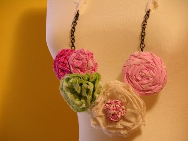 fabric flower neckalce