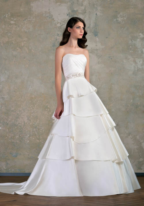 Wedding Dresses Called LOVE STORY by BIEN SAVVY 2013  (1)
