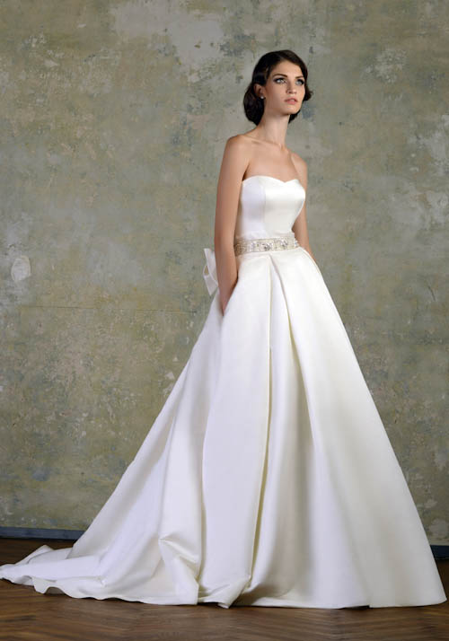 Wedding Dresses Called LOVE STORY by BIEN SAVVY 2013  (17)