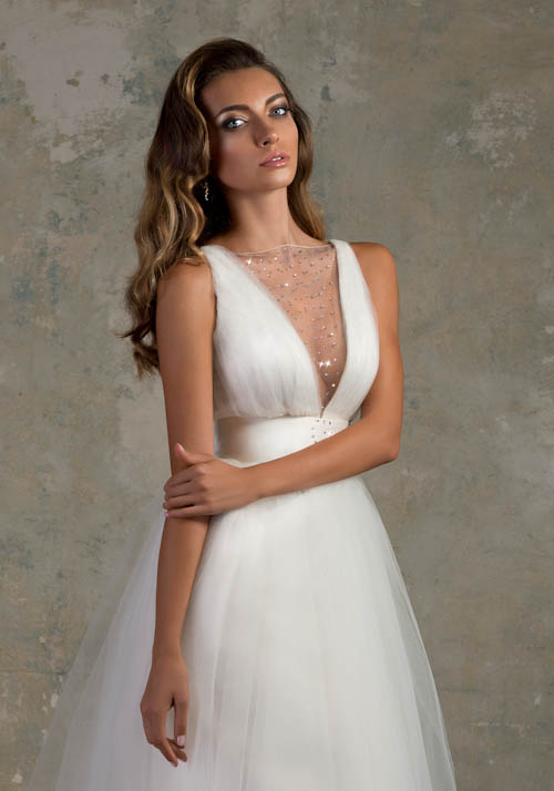 Wedding Dresses Called LOVE STORY by BIEN SAVVY 2013  (20)