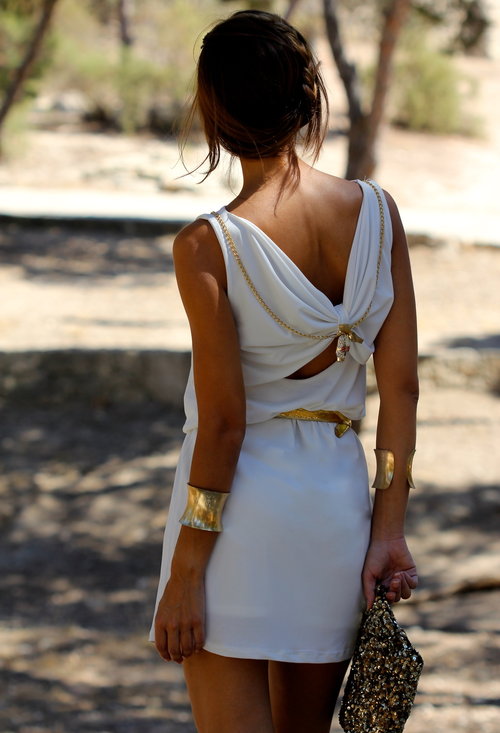 backless (14)